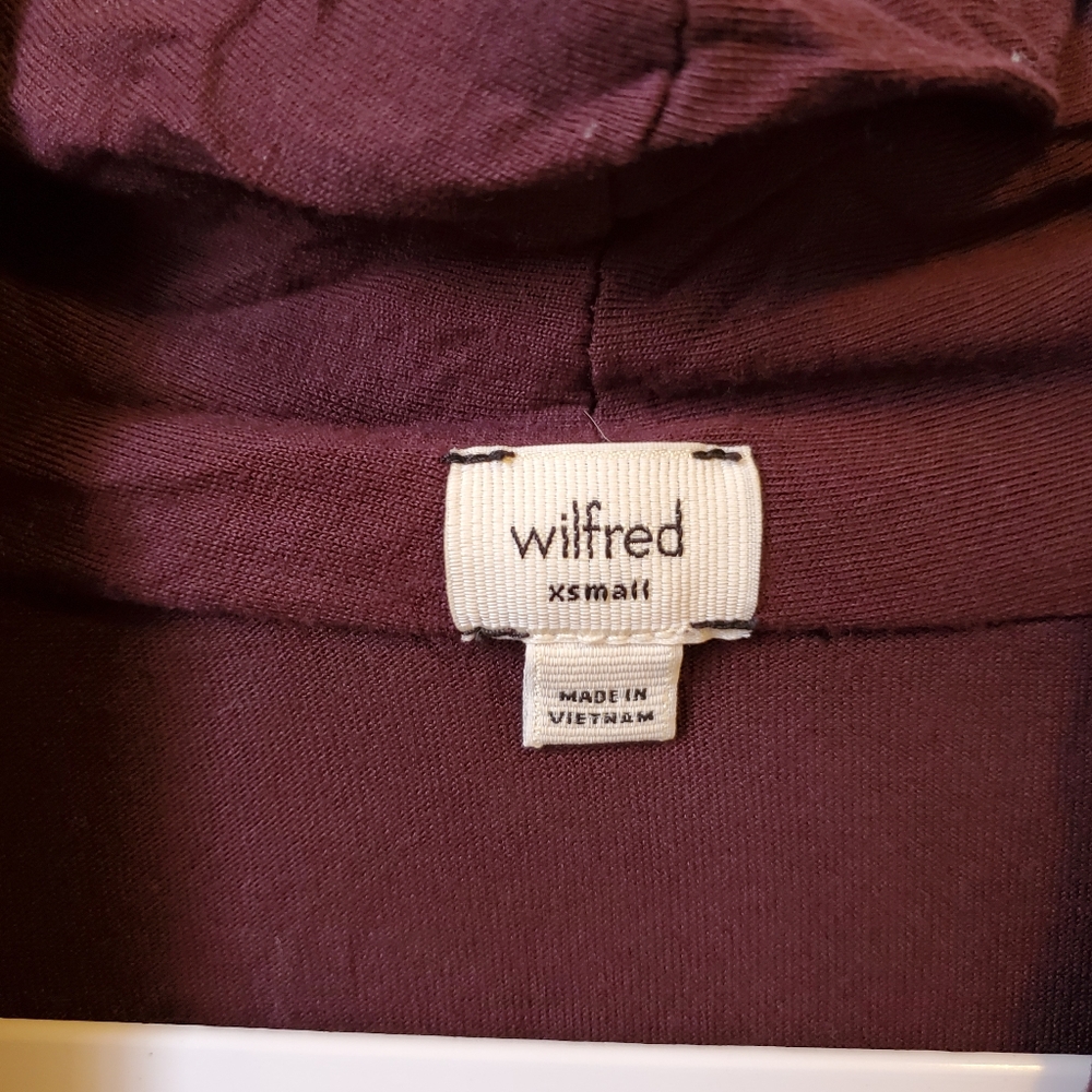 ARITZIA WILFRED Maroon V Neck Pleated Cinched Top - Picture 5 of 5